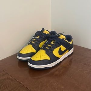 Nike Dunk Low “Michigan”